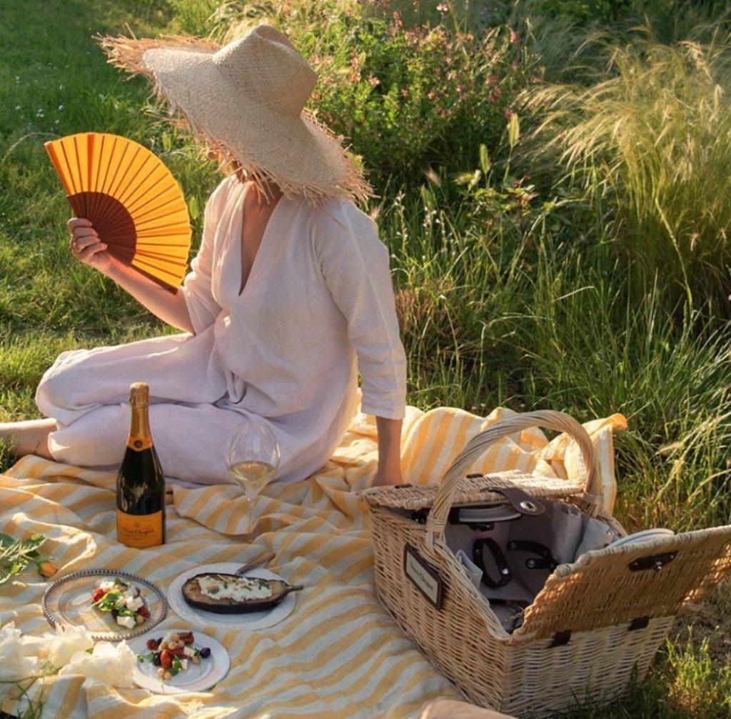 All Things Drinks_Best champagnes on amazon prime_Veuve Clicquot 2015 Vintage Champagne